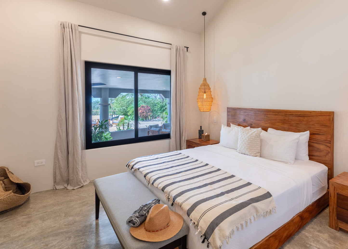 Premium Master Suite 2